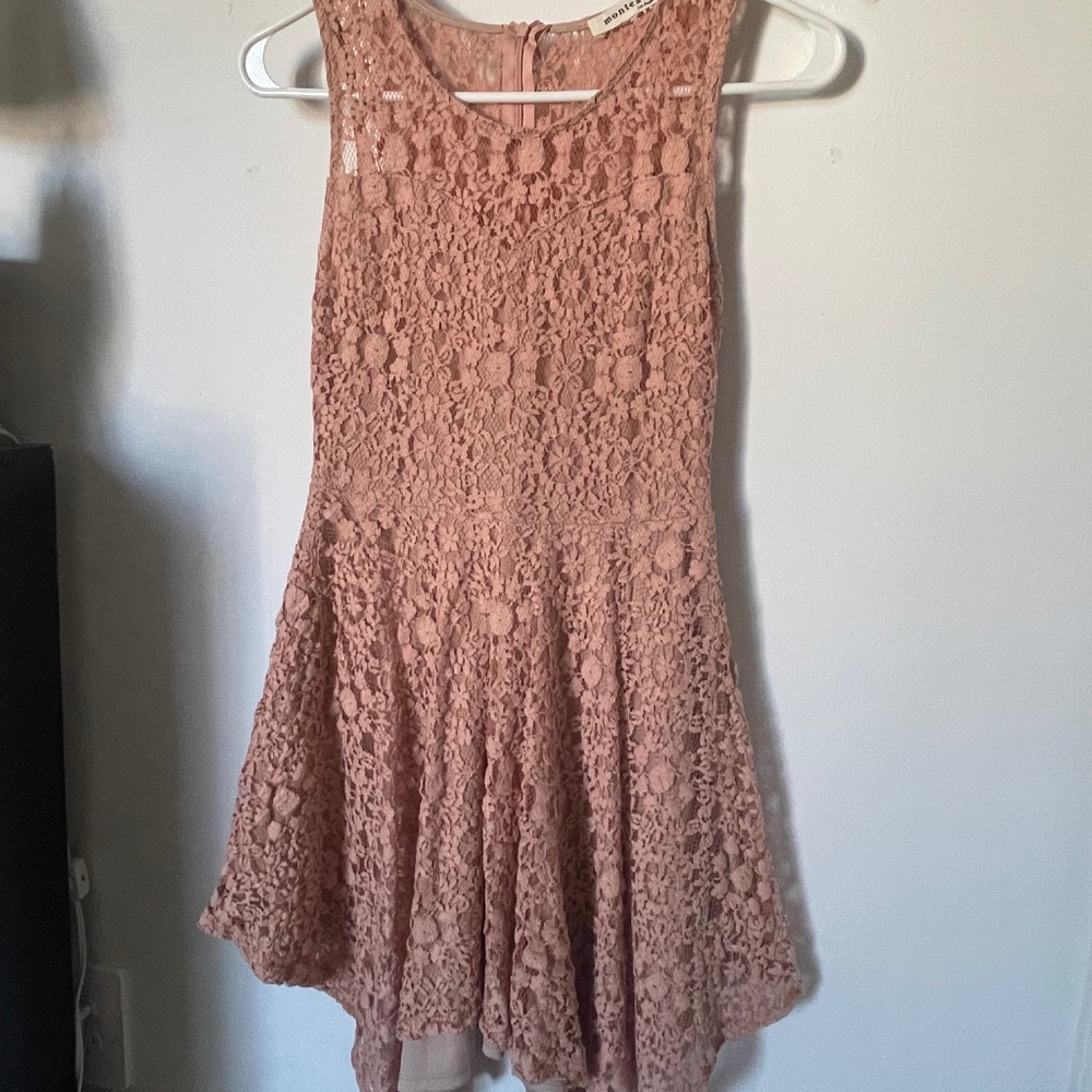 Monteau Los Angeles Blush Lace Handkerchief-Hem Dress | Romantic Boho | L